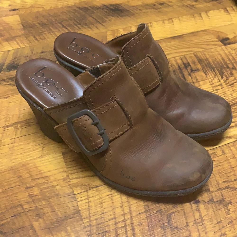 B.O.C clogs